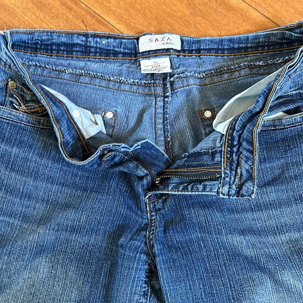 Saza Jeans out of LA - Picture 3 of 10